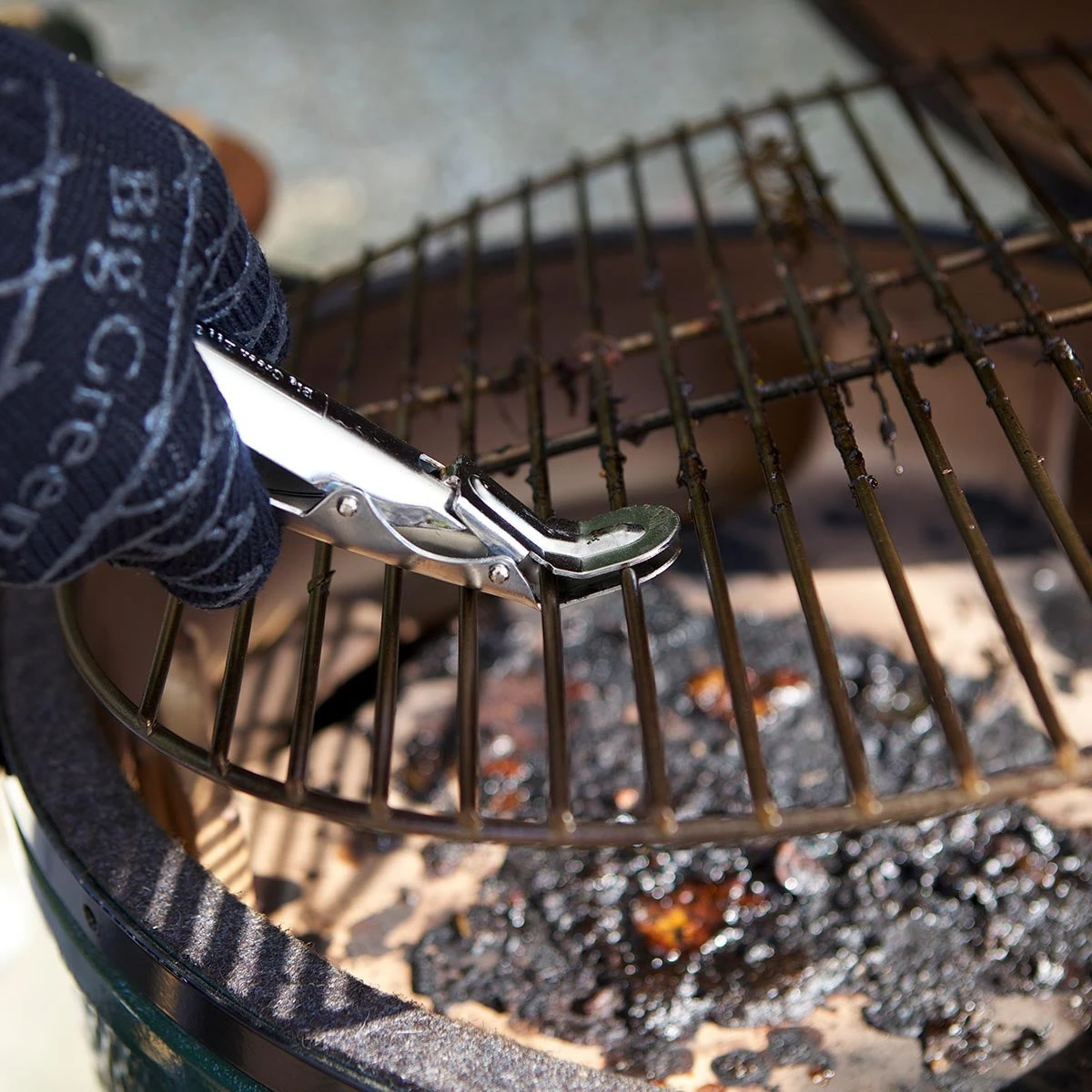 Big Green Egg Grill Grid Gripper