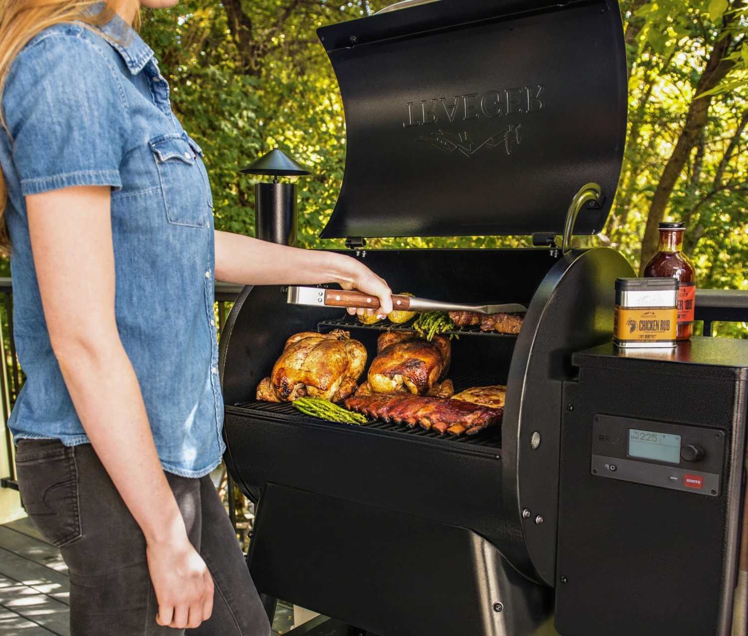 Traeger Pro 575 Black WiFi-Enabled Pellet Grill - Image 8