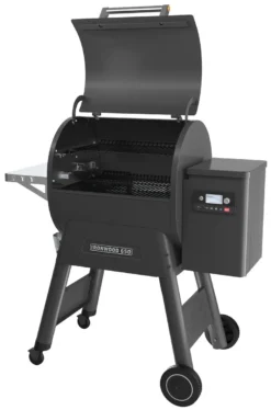 Traeger Ironwood 650 WiFi-Enabled Pellet Grill With Sensor