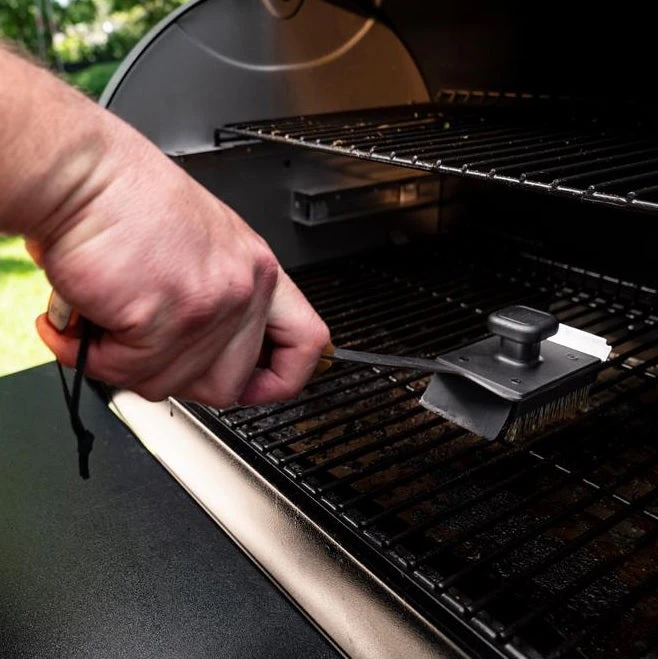 Traeger BBQ Cleaning Brush - Image 9