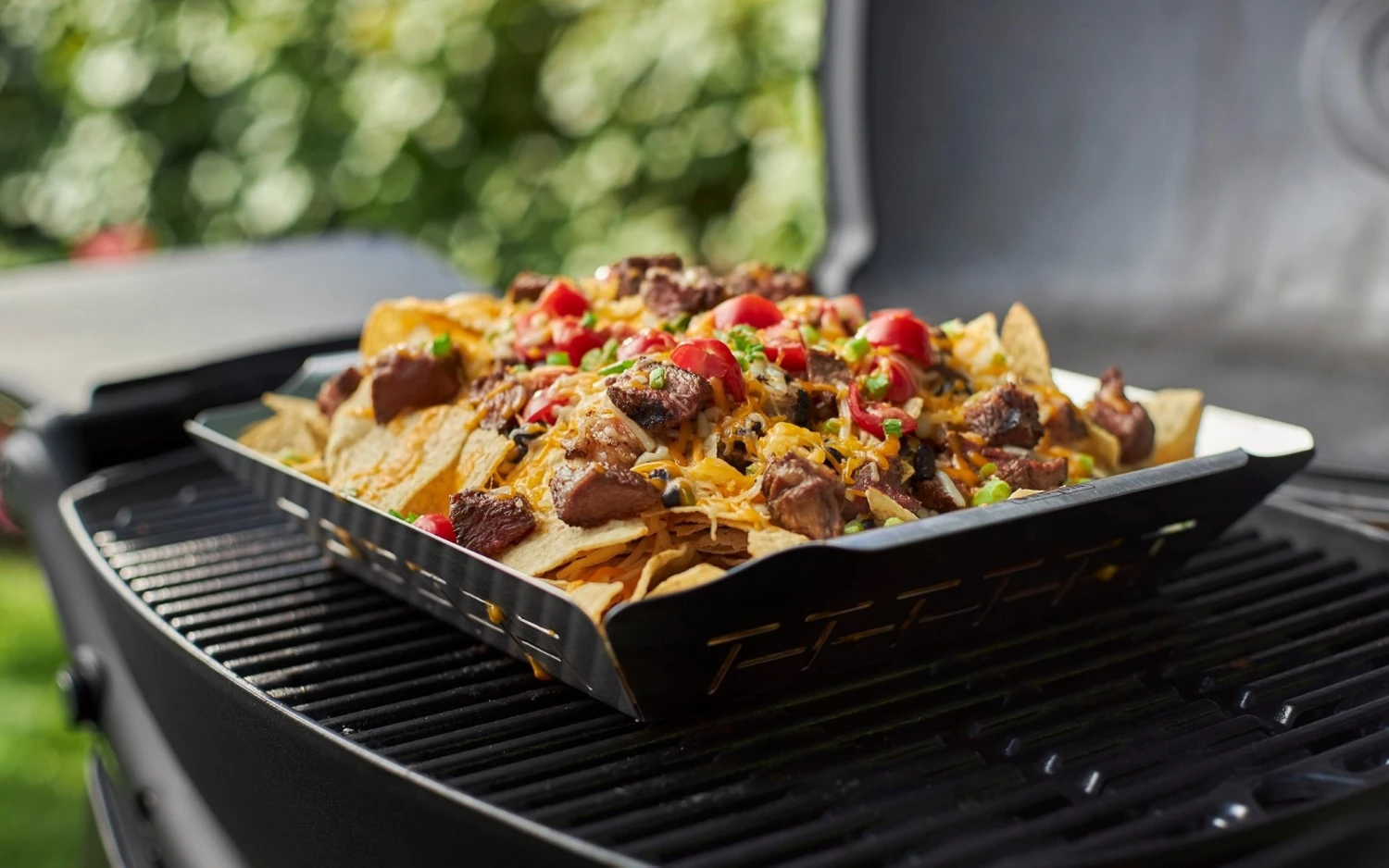 Weber Small Stainless Steel BBQ Vegetable Basket 6481 - Image 2