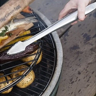 Big Green Egg Pro Grade Stainless Steel Grill Tongs - Image 5