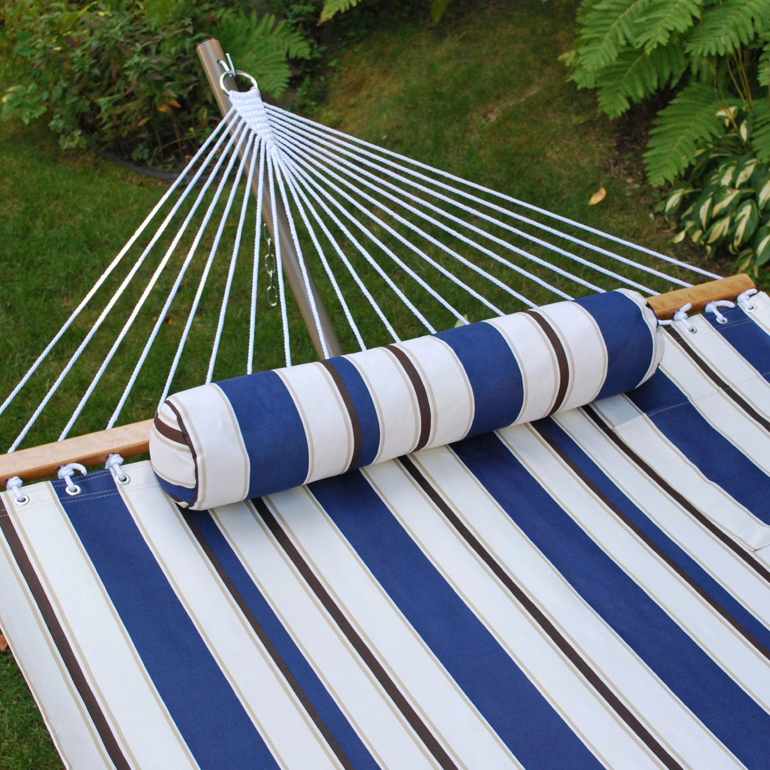 Single Fabric Hammock With Stand And Pillow - Image 4