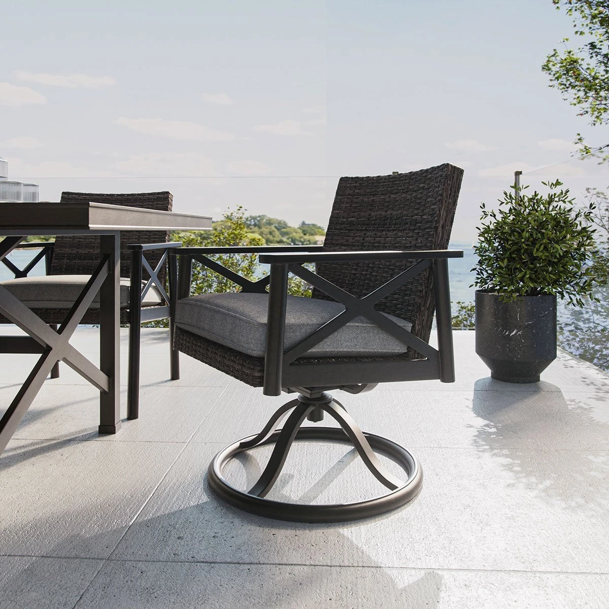 Dixmoor Dining Collection - Image 10