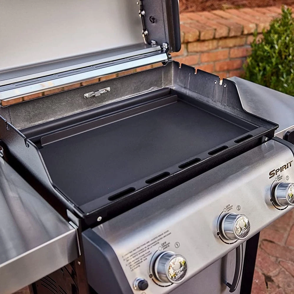Weber Spirit Full-Size Griddle – 300 Series