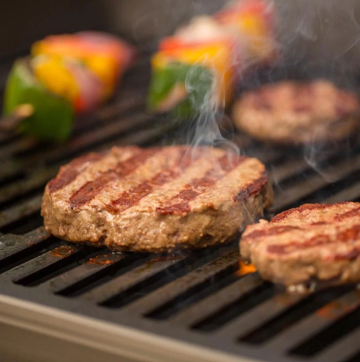 Weber Spirit E-330 Propane Gas Grill - Image 9